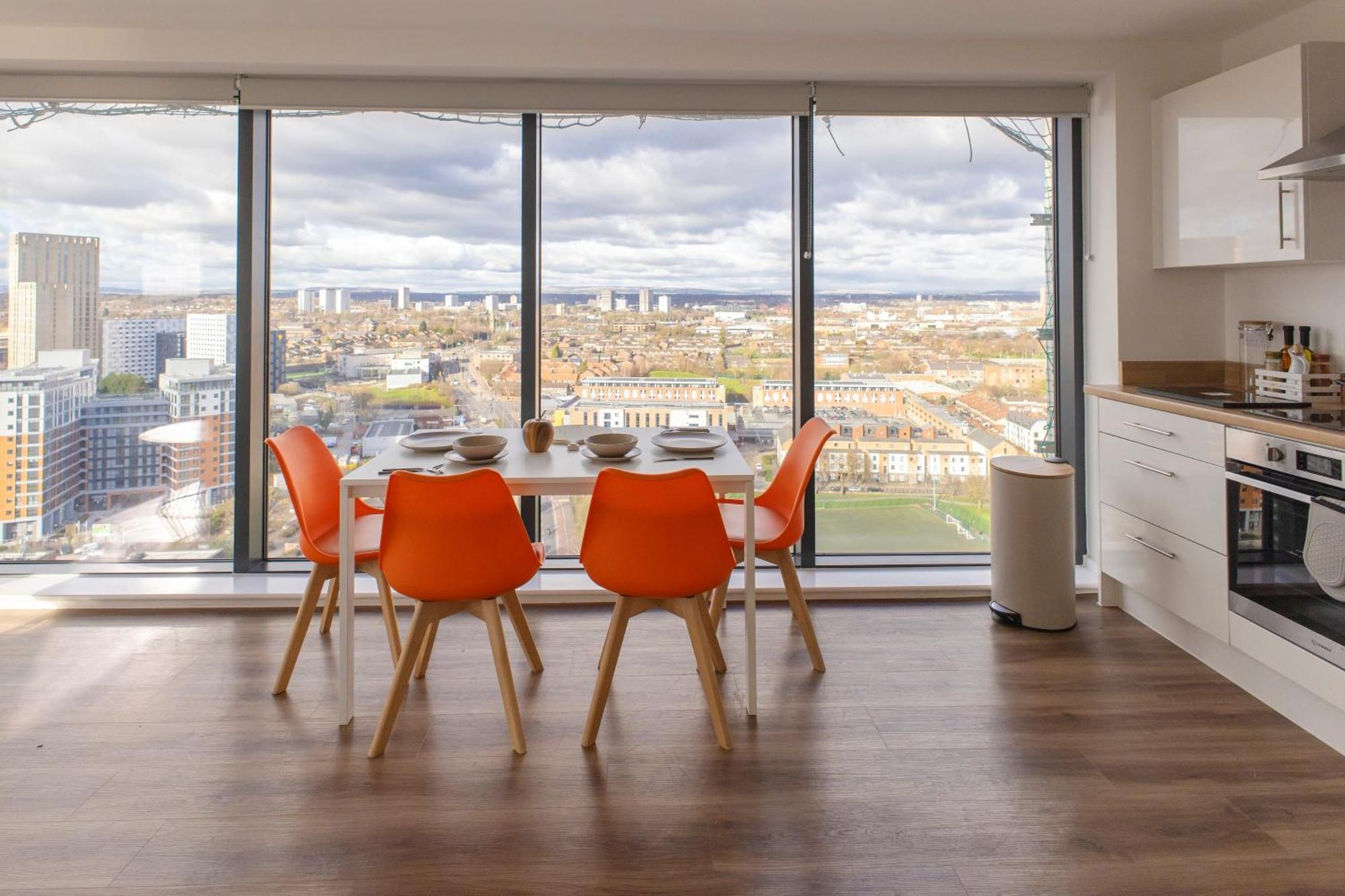 Quayside Penthouse 2 Bedroom Ensuite Near Media City & Manchester United Екстериор снимка