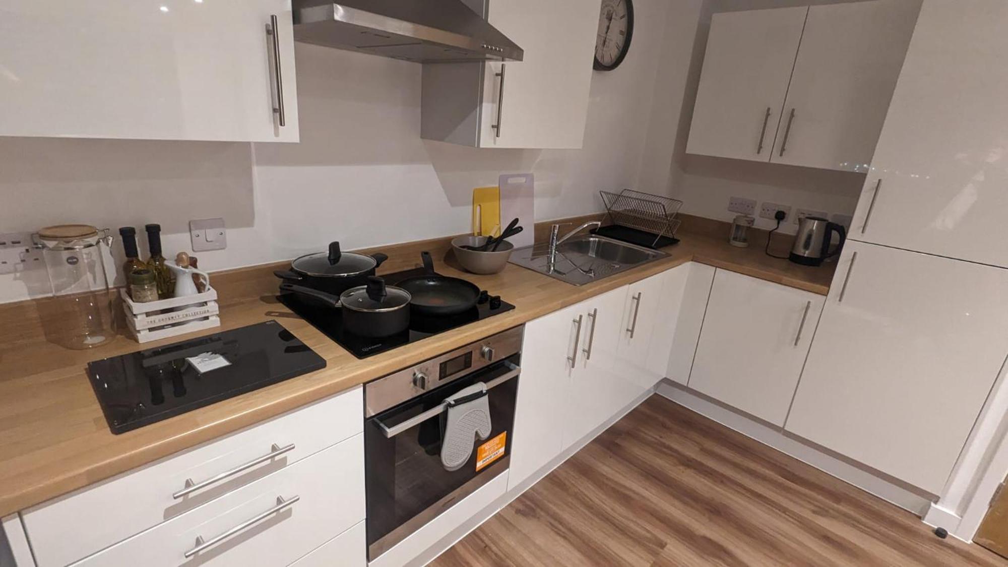 Quayside Penthouse 2 Bedroom Ensuite Near Media City & Manchester United Екстериор снимка