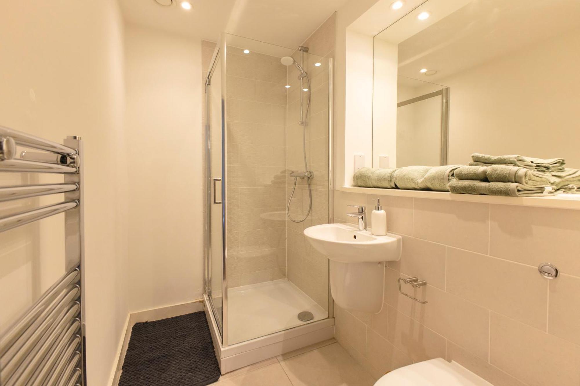 Quayside Penthouse 2 Bedroom Ensuite Near Media City & Manchester United Екстериор снимка
