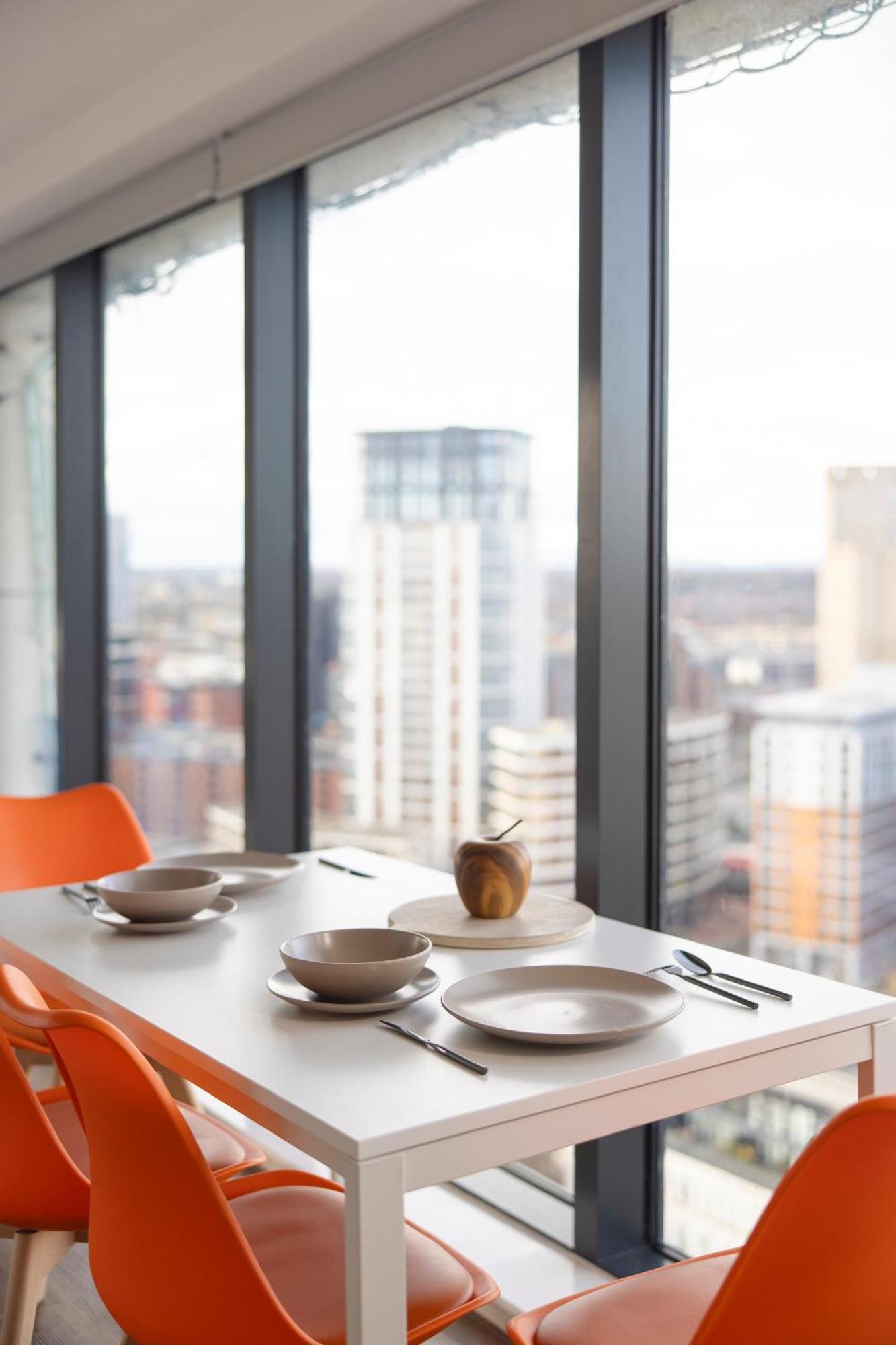 Quayside Penthouse 2 Bedroom Ensuite Near Media City & Manchester United Екстериор снимка