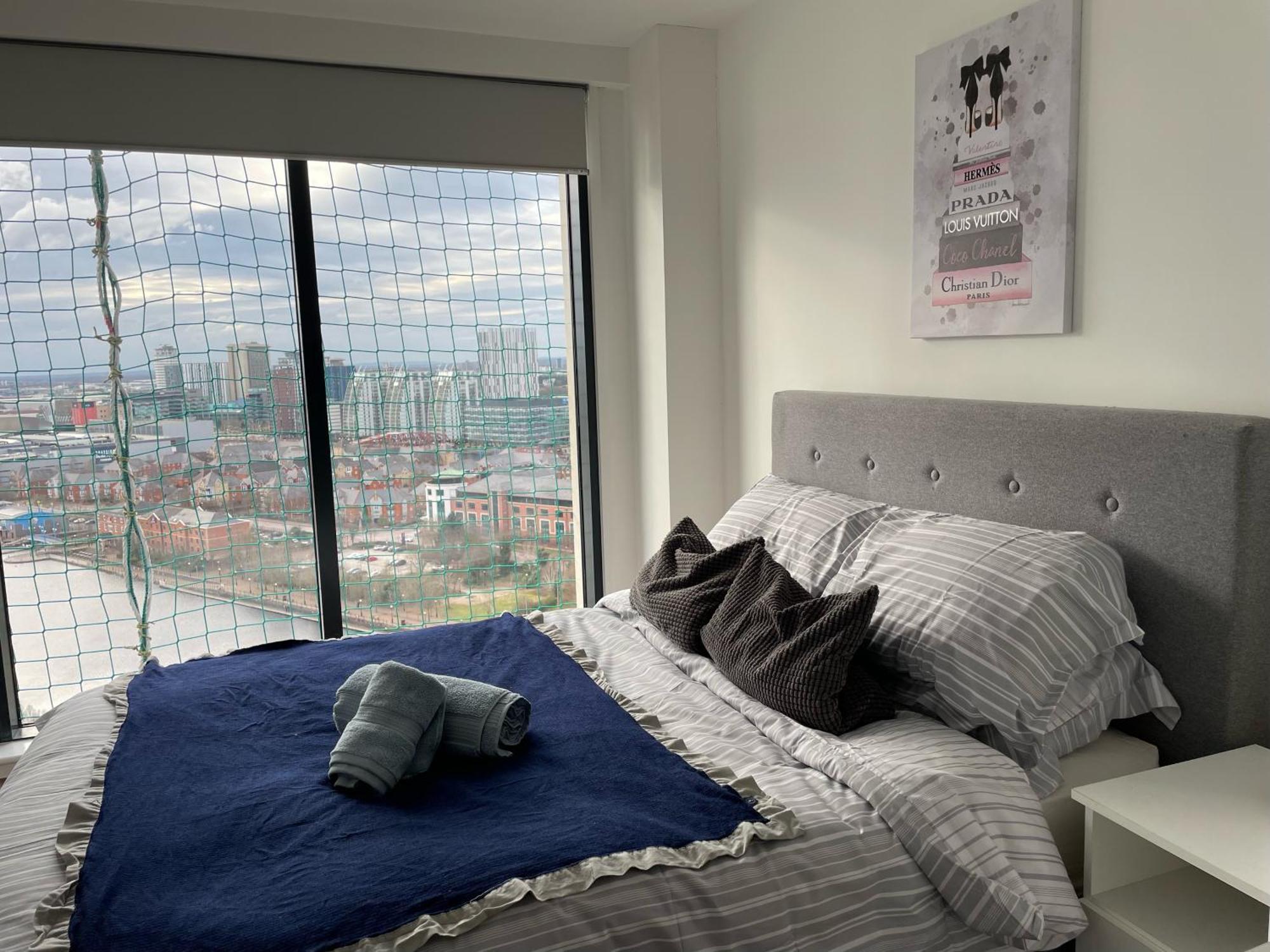 Quayside Penthouse 2 Bedroom Ensuite Near Media City & Manchester United Екстериор снимка