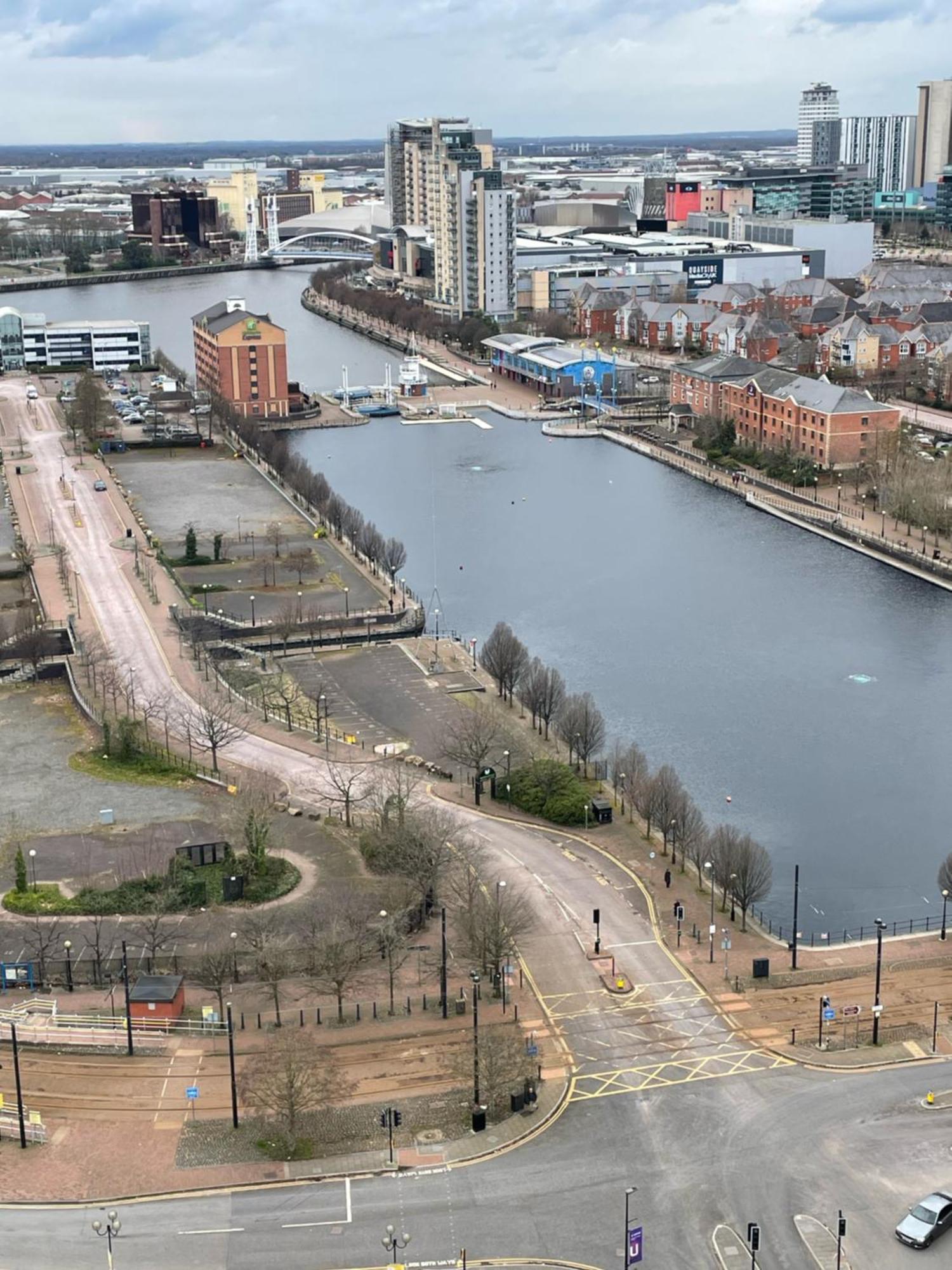 Quayside Penthouse 2 Bedroom Ensuite Near Media City & Manchester United Екстериор снимка